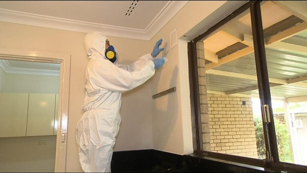Un laboratorio secreto de metanfetamina ha destrozado el alquiler de