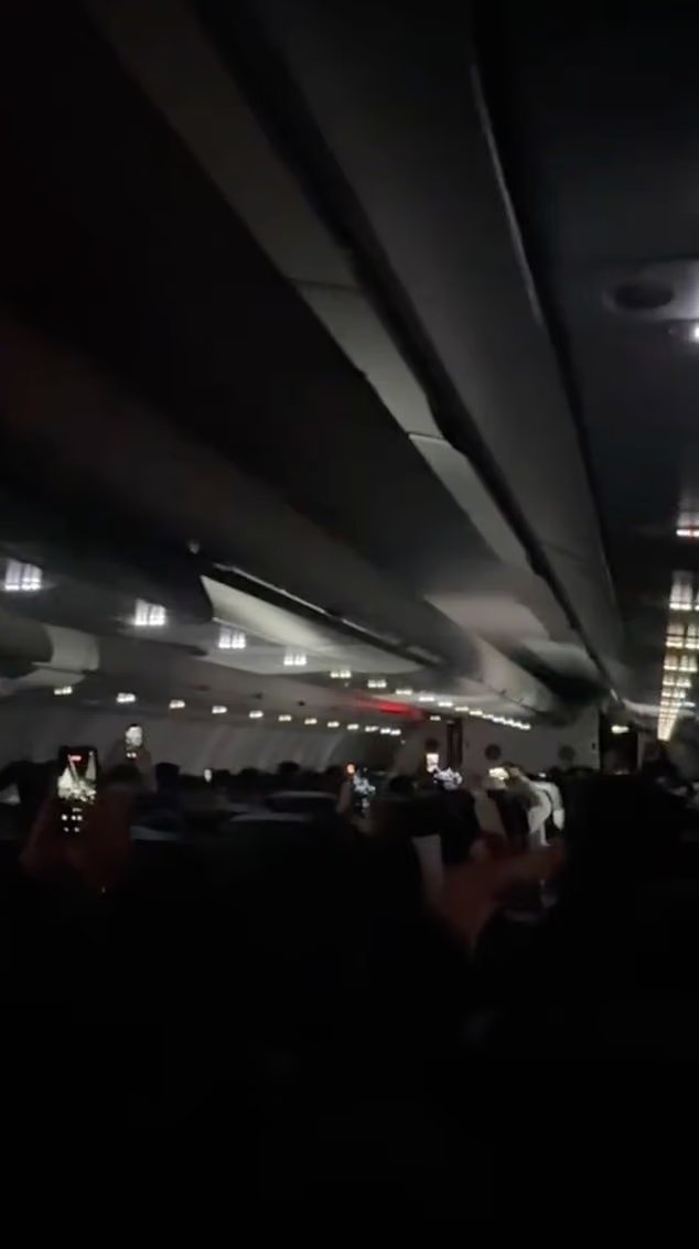 Un pilote farceur "dit momentanément aux avions des supporters argentins