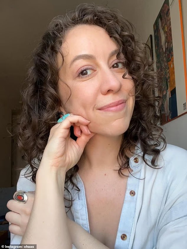 Une ancienne étudiante de Stanford qui a eu une liaison
