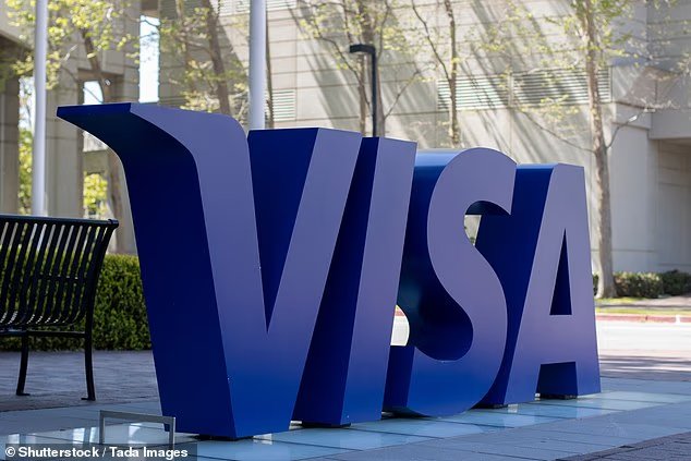 Visa va licencier des MILLIERS de travailleurs dans le cadre