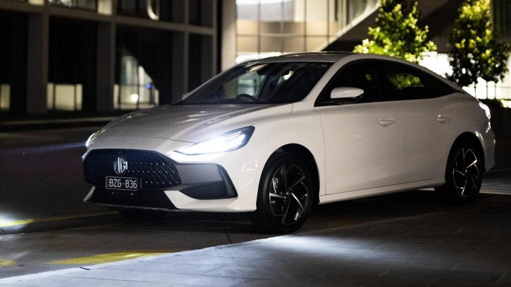 ¿Qué coche pequeño debería comprar por menos de 40.000 dólares?